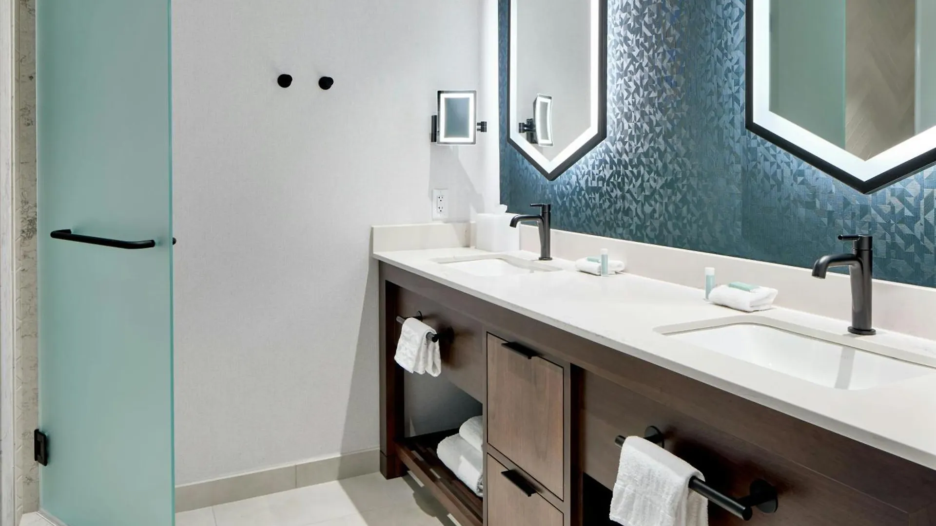 Residence Inn By Marriott Nashville Downtown/Convention Center Hotel