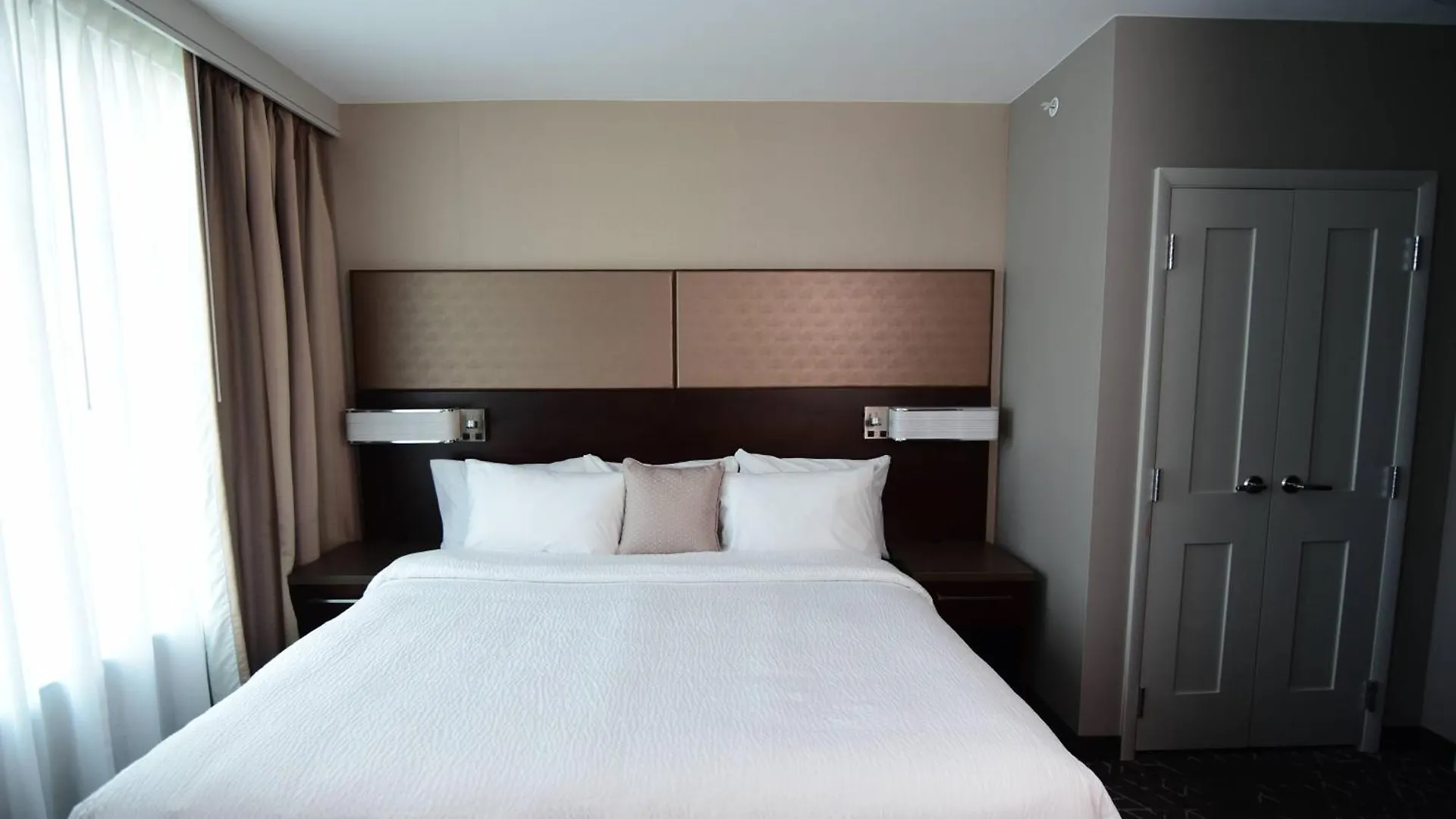 Residence Inn By Marriott Nashville Downtown/Convention Center 3*,